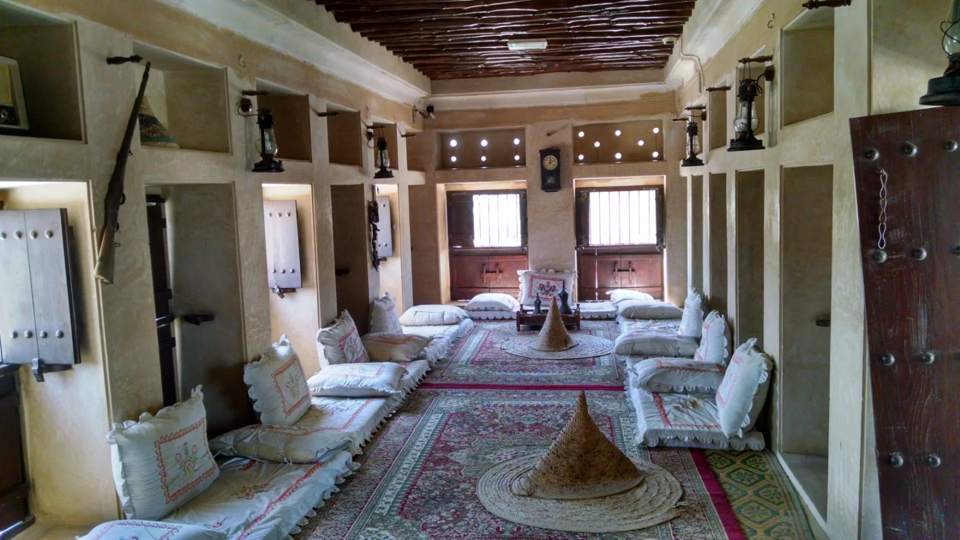 Majlis Ghorfat Umm Al Sheif