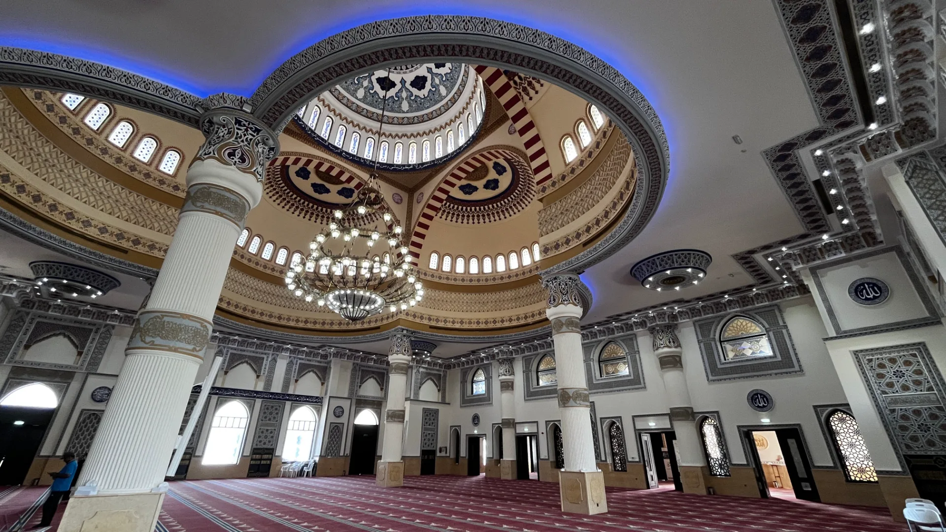 Al Farooq Omar Bin Al Khattab Mosque