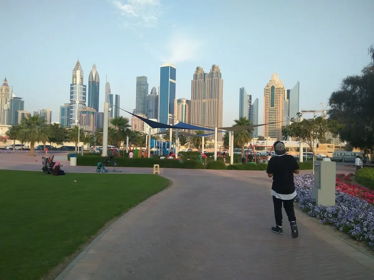 Al Khazan Park