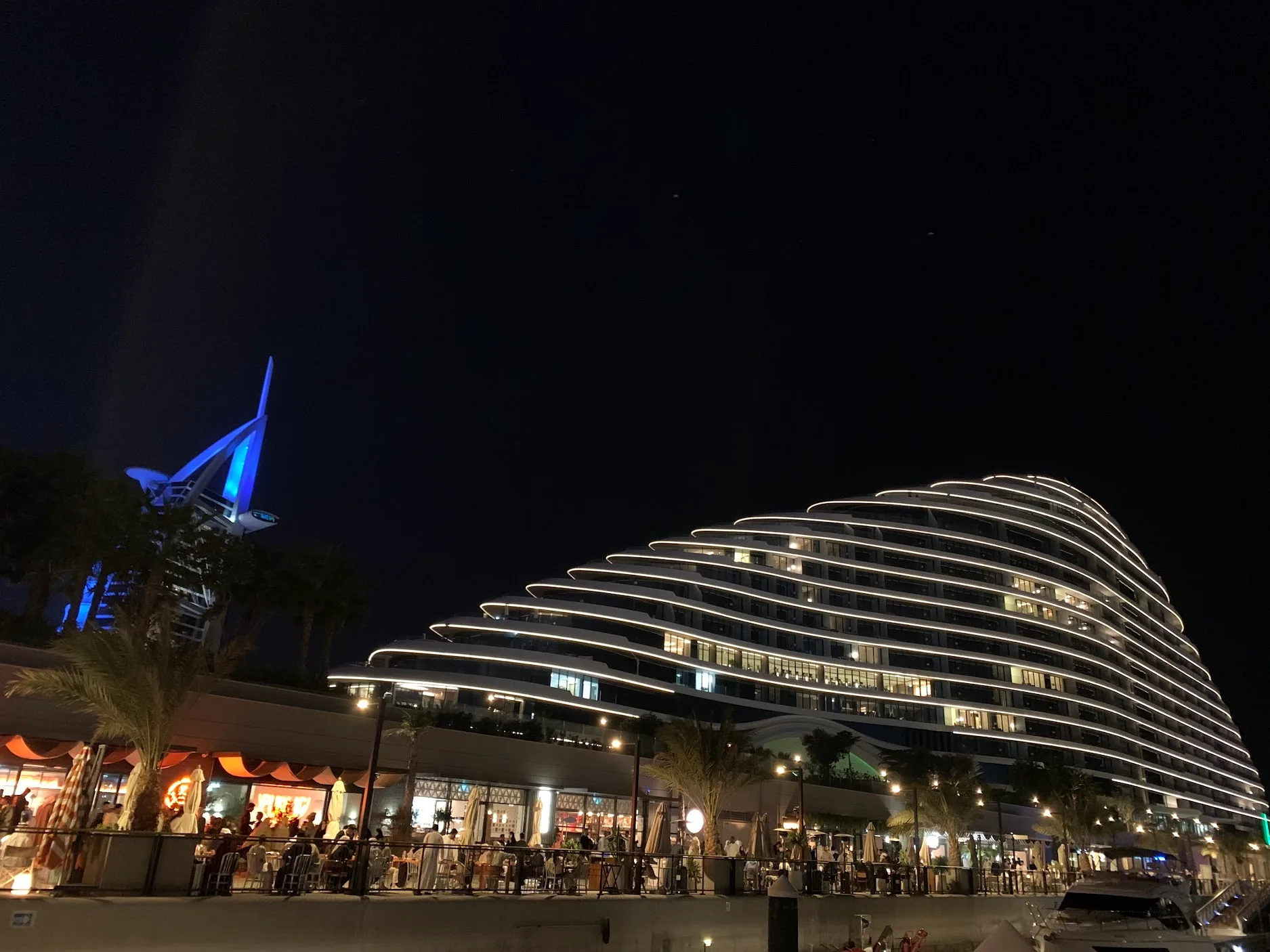 Marsa Al Arab Walk