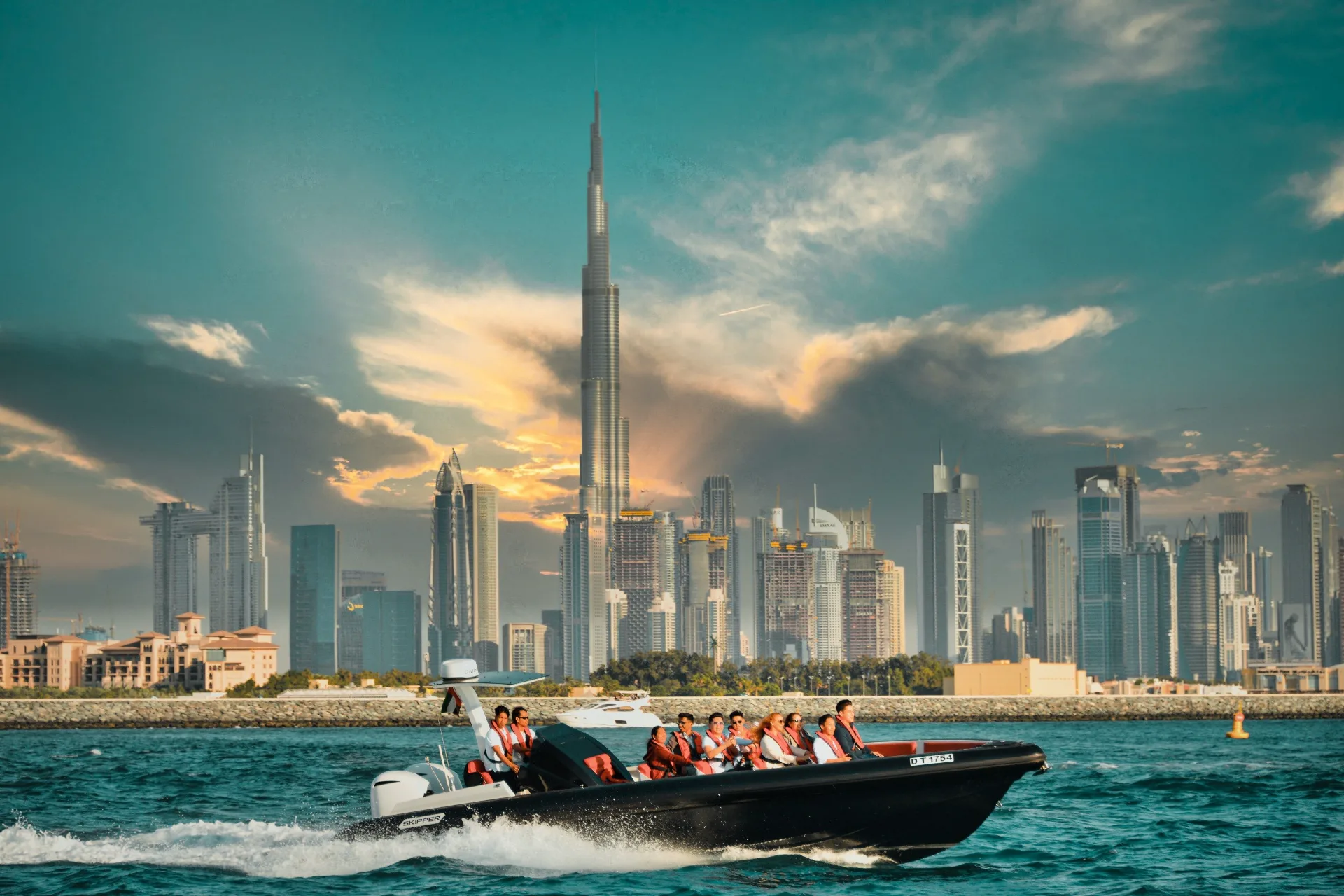Dubai Boat Tours
