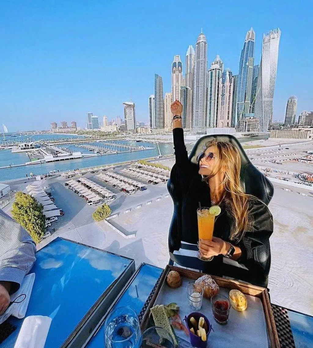 Dinner In The Sky