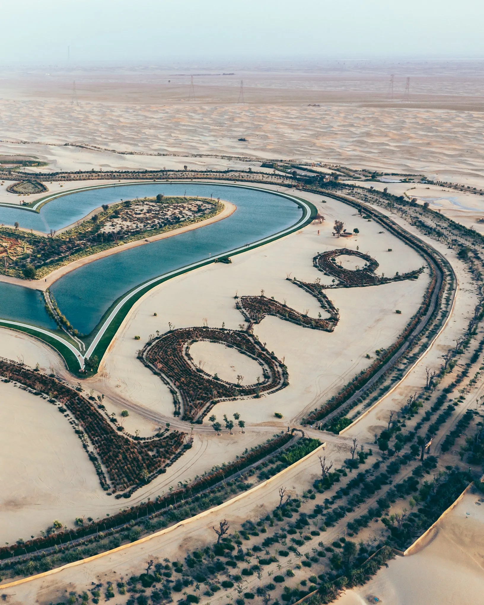 Love Lake Al Qudra