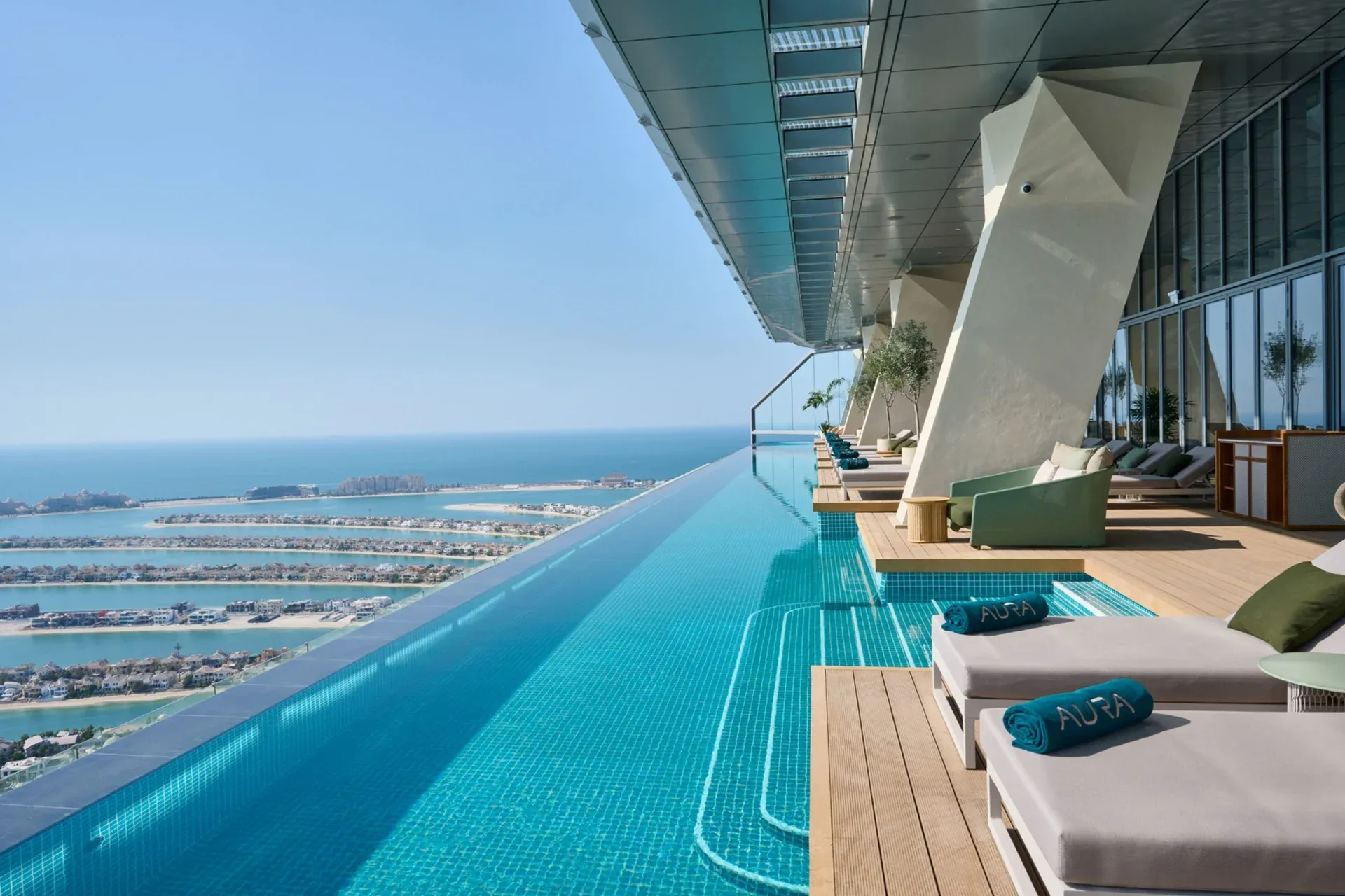 Aura Skypool