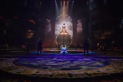 La Perle by Dragone